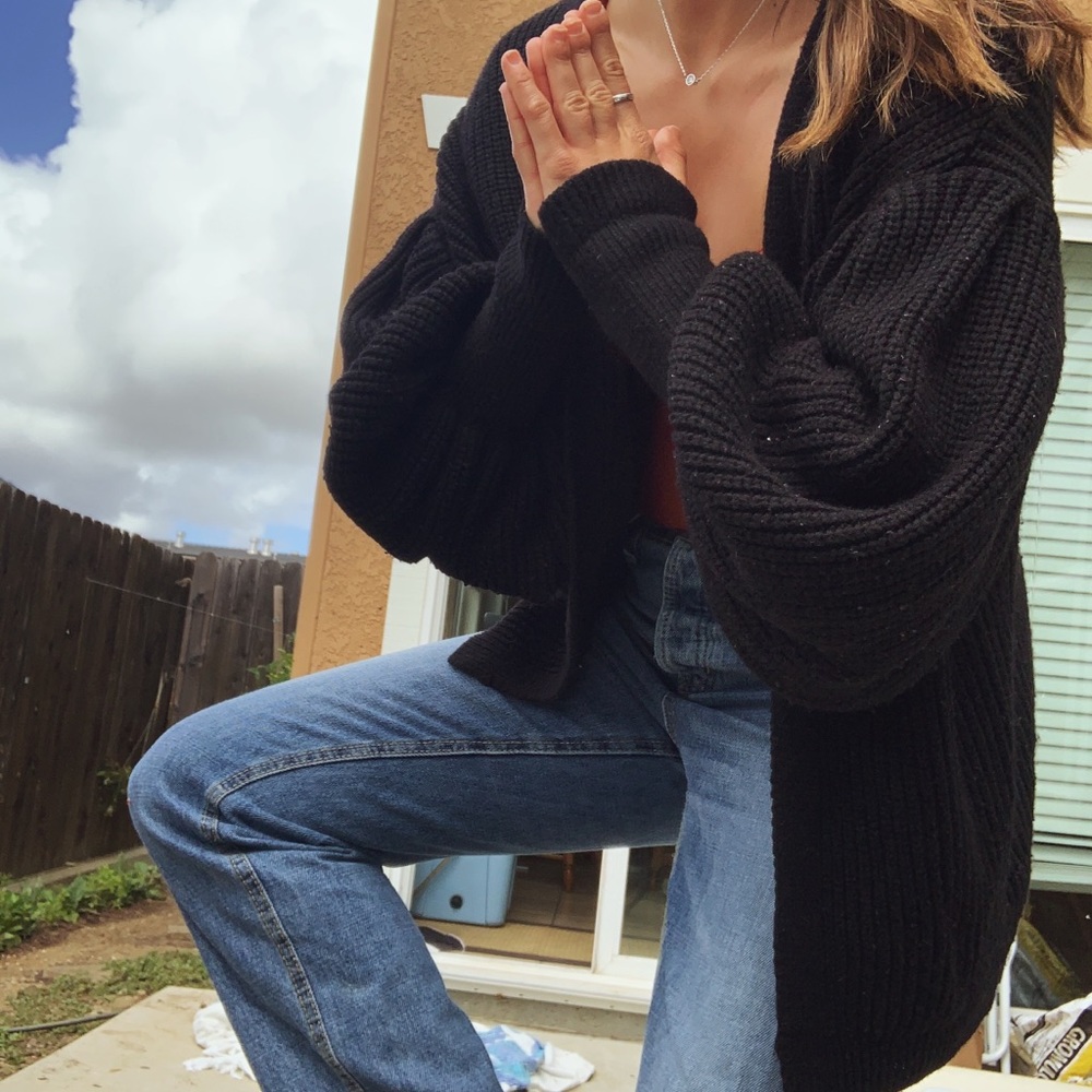 Urban outfitteres balloon sleeve cardigan - Picture 2 of 3